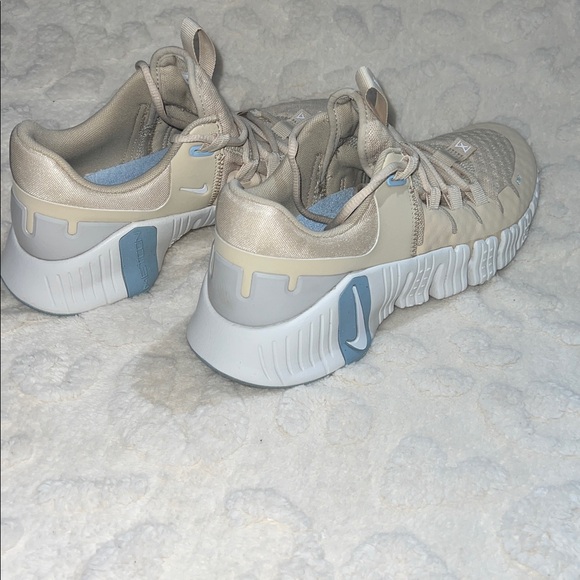 Nike Women's Free Metcon 5 Women’s Sneakers Size 8 - Picture 11 of 13
